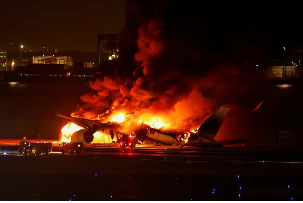 Nhật bản: Máy bay A350 của hãng Japan Airlines bốc cháy tại sân bay quốc tế Haneda ở Tokyo 
