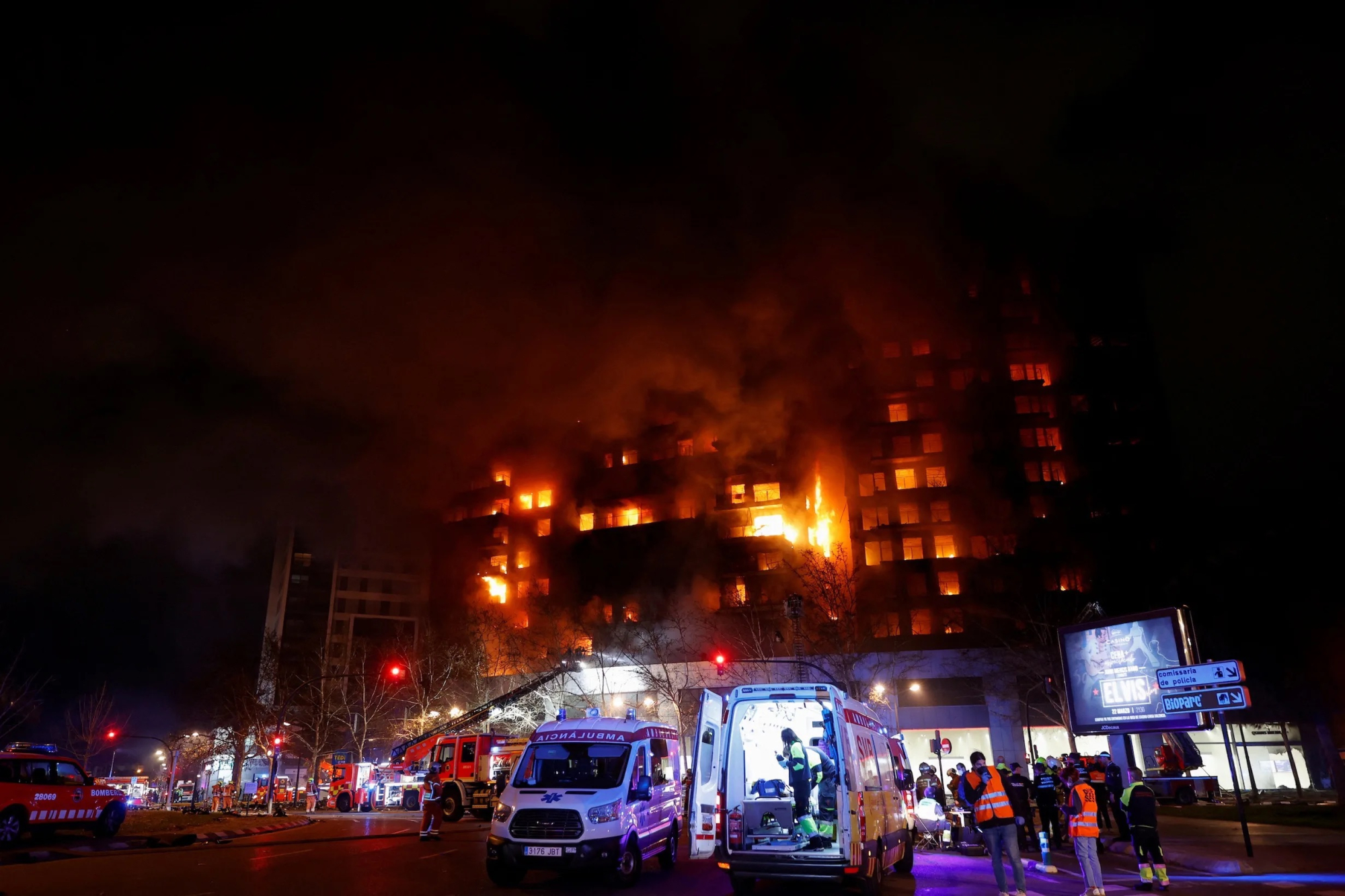 Cháy chung cư lớn ở Tây Ban Nha, 9 người thiệt mạng