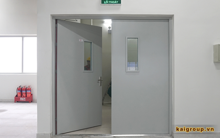 Cửa ghép chống cháy 2 cánh EI60 và vai trò trong hệ thống thoát hiểm
